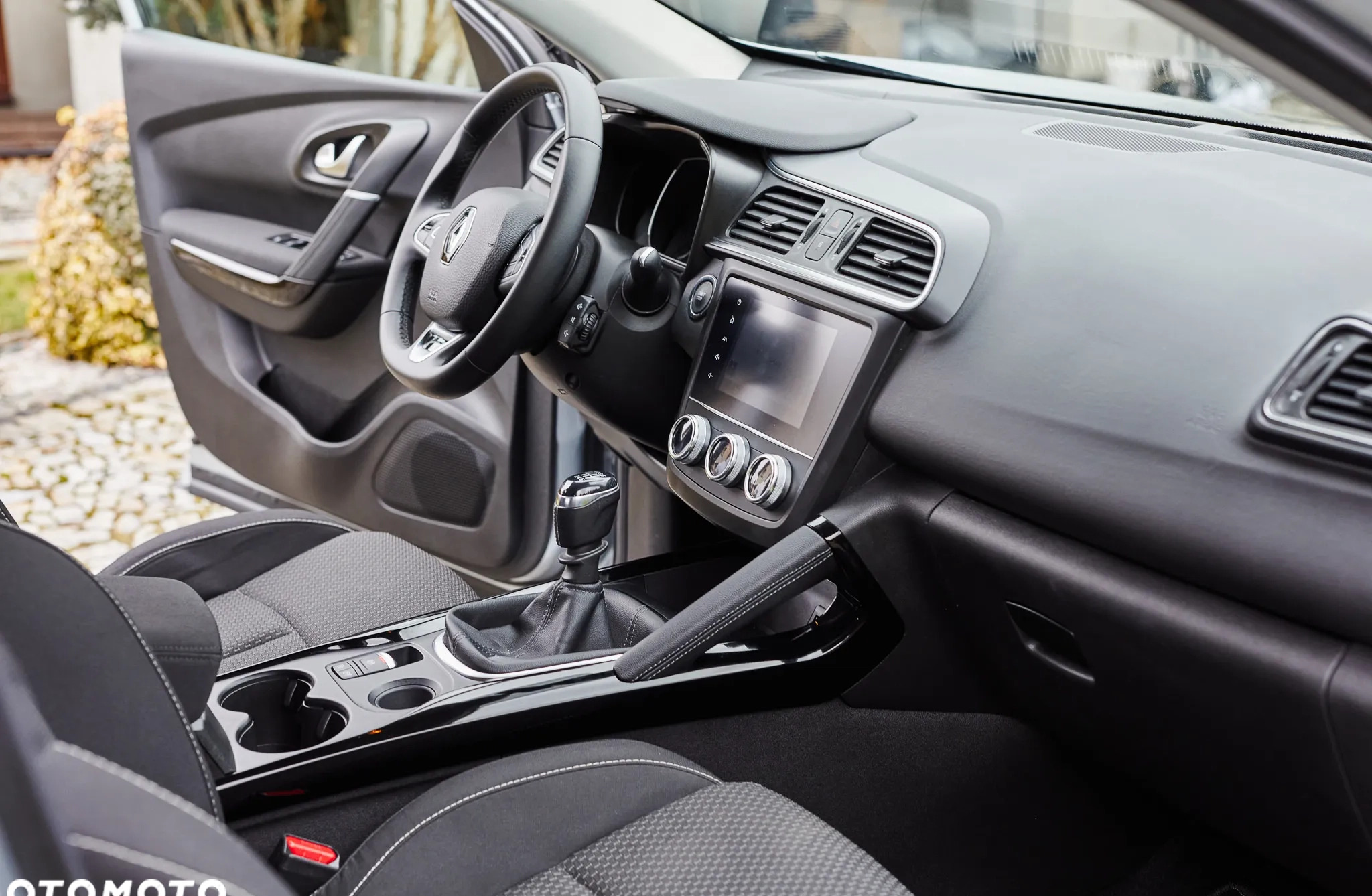 Renault Kadjar cena 87850 przebieg: 10800, rok produkcji 2022 z Lidzbark Warmiński małe 562